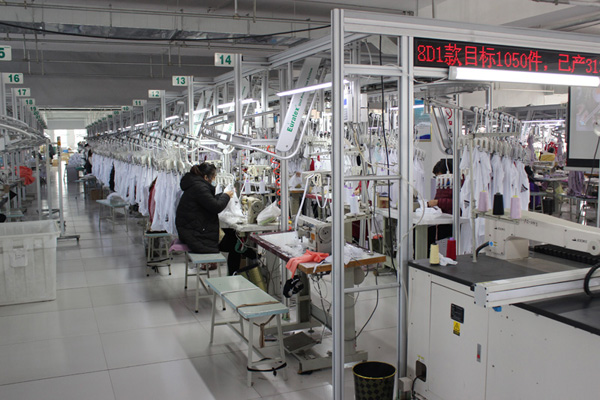 夏季衣服選純棉面料吸汗透氣