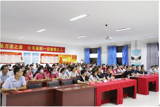 山東天源“迎國慶?愛祖國?愛公司”演講比賽精彩綻放