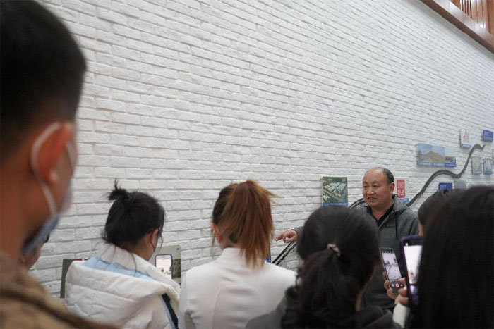 主動學習、勇攀高峰——山東鑫成源服裝有限公司春季研學活動