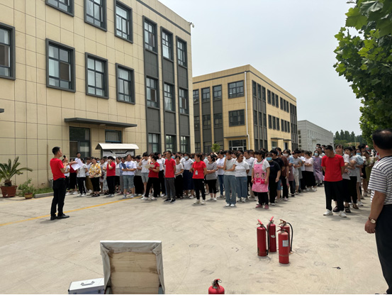 山東鑫成源服裝有限公司開展安全月活動